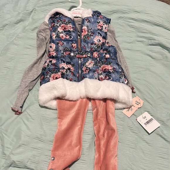 Nwt little lass three pc outfit